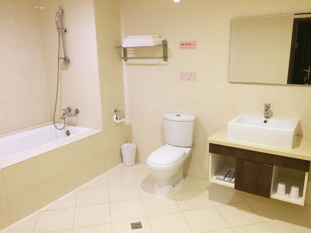 เมโทรโพลิส โฮเต็ล Hotel เถาหยวน ภายนอก รูปภาพ