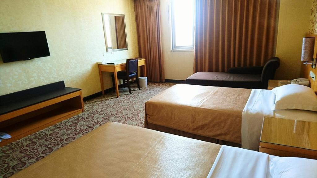 เมโทรโพลิส โฮเต็ล Hotel เถาหยวน ภายนอก รูปภาพ